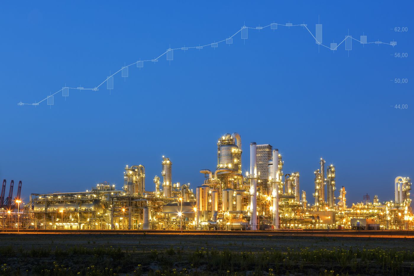 A specialist following the energy market across several screens